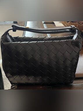 NWOT Woven Leather Shoulder Bag - Brown